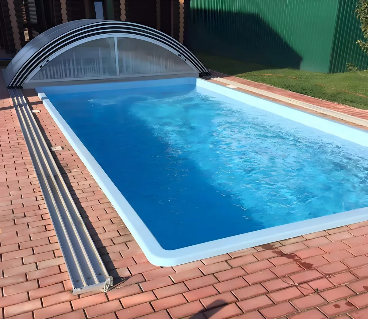 Laguna 7 — вечернее освещение в Глазове